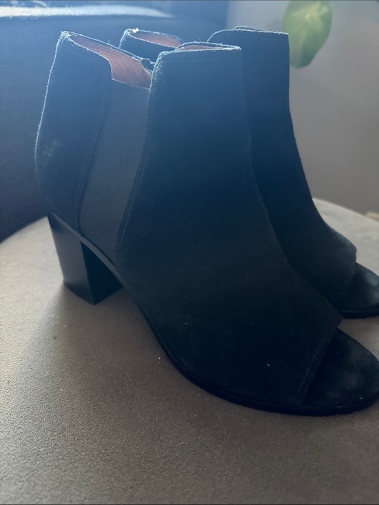 Frye Shoes - Frye Danica Chelsea Black Suede Peep-Toe Booties Womens 8.5 Fall Block Heel